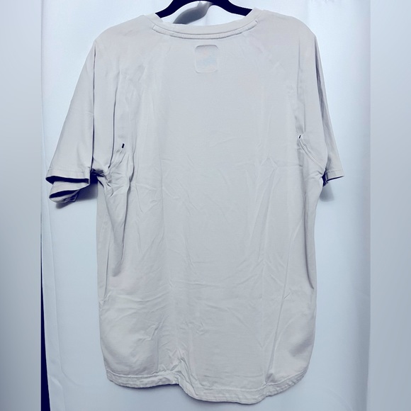 Light grey Nike t-shirt size L (US) - Picture 2 of 2